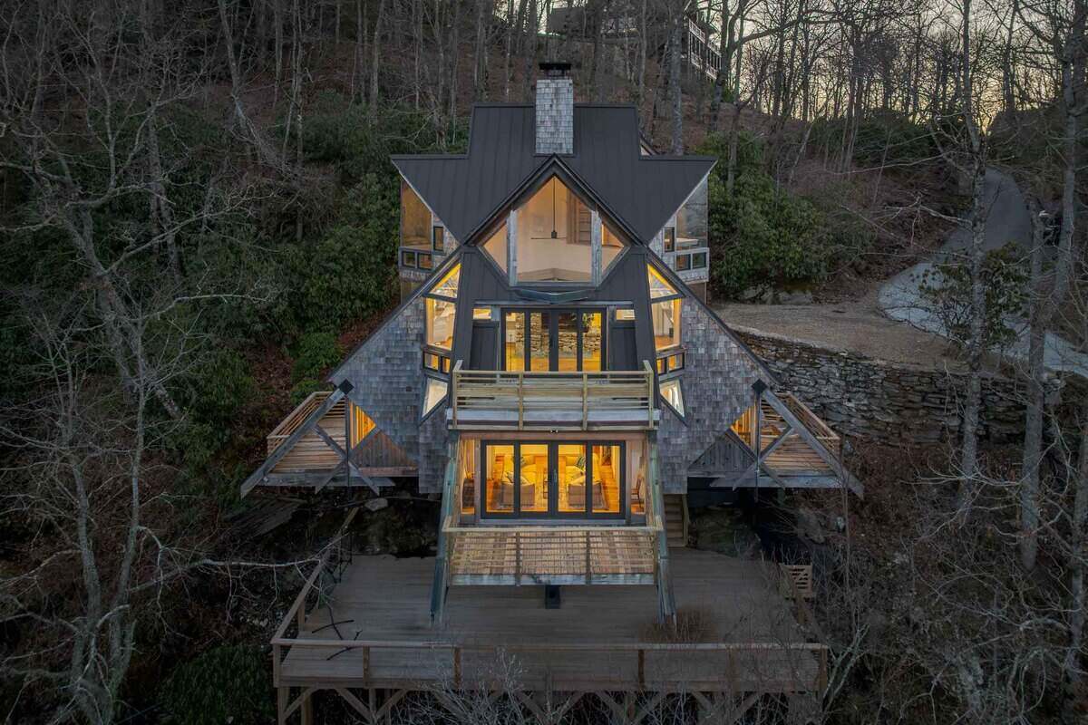 Photos: See the Modern NC mountain home on Zillow Gone Wild